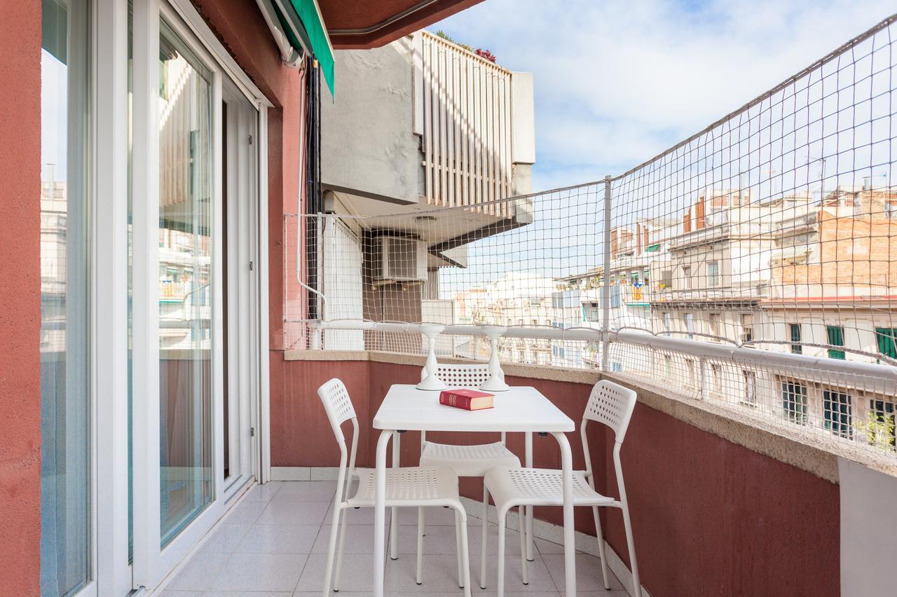 Art House Fira Apartments Barcelona Exteriör bild